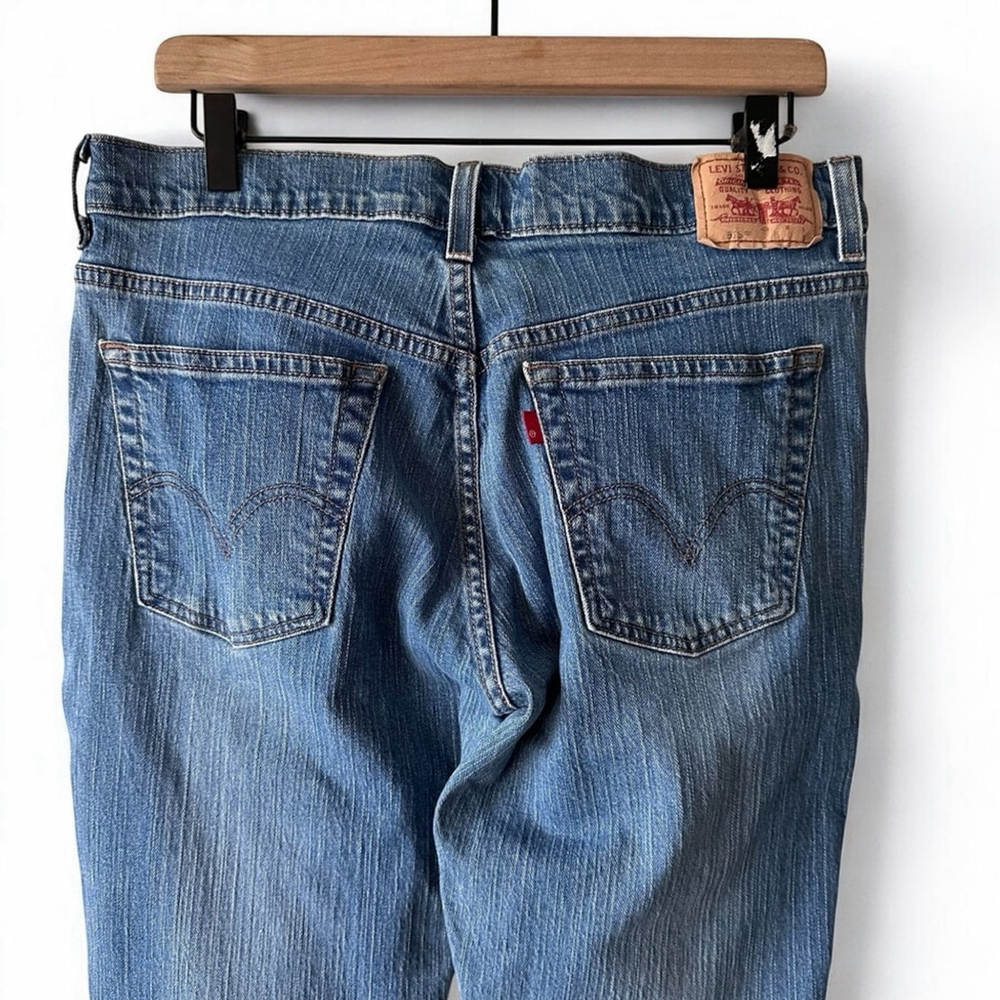 Levi’s 515 Bootcut Jeans Women’s Size 8 Medium Wash Stretch Denim - Picture 3 of 7